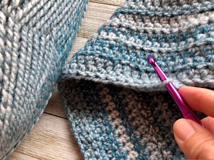 learn-how-to-crochet-easy-scarf-for-beginners-2022